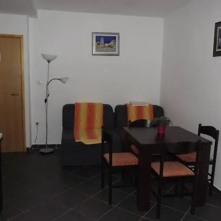 3 Apartment